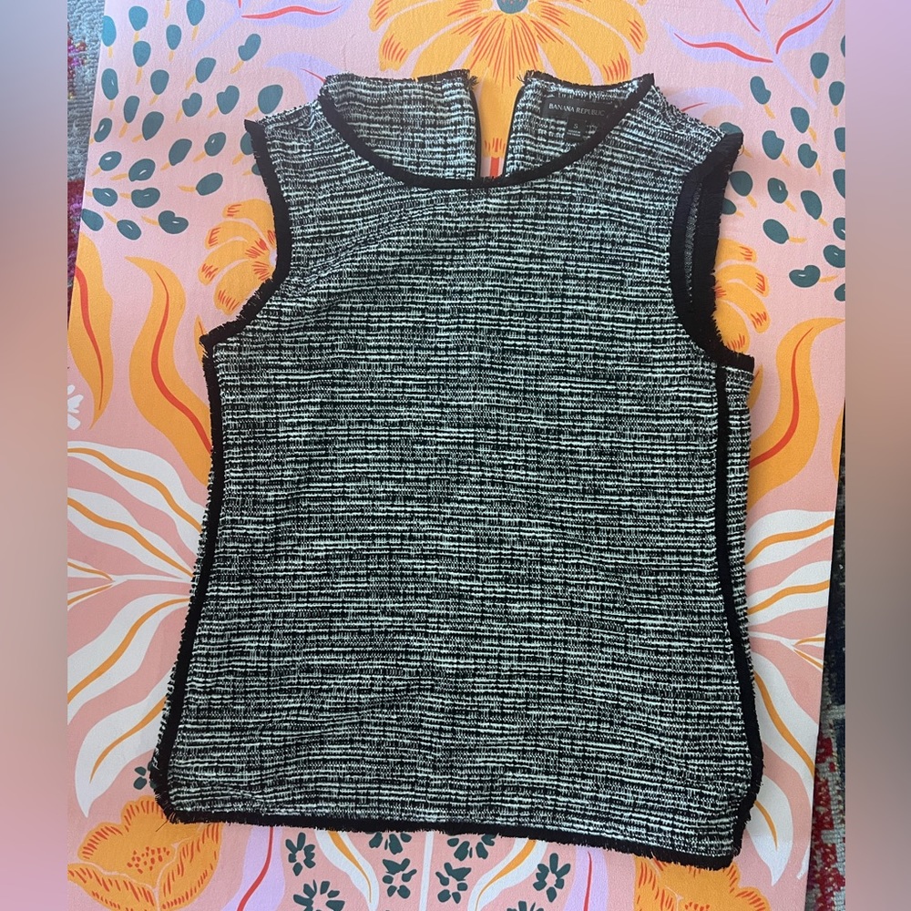 Banana Republic small knit tank top blouse